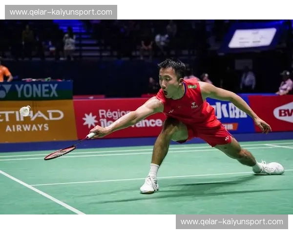 羽毛球退场——挥拍之间的告别与下一次起跑